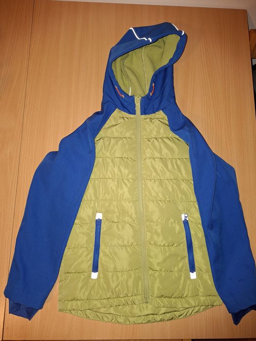 Geaca subțire băiat 8-9 ani masura 134