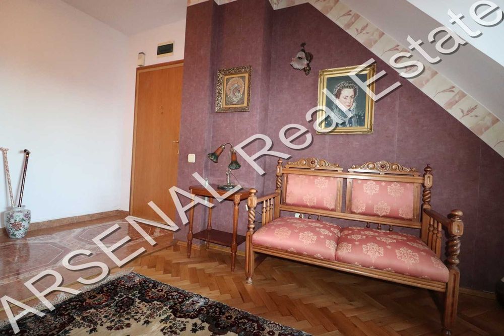 Дава се под наем Двустаен апартамент в София, Борово - 120 кв.м за 550 € - Снимка #1