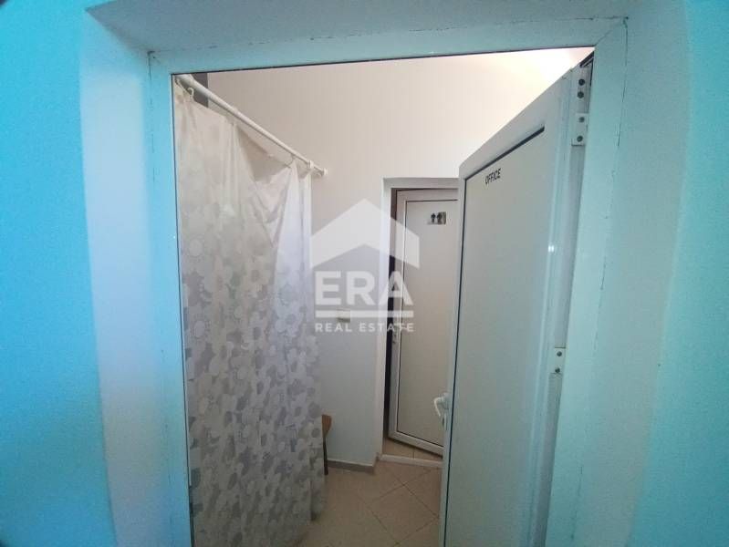 Продава се Магазин в Поморие - 54 кв.м за 1019 €/кв.м - Снимка #3