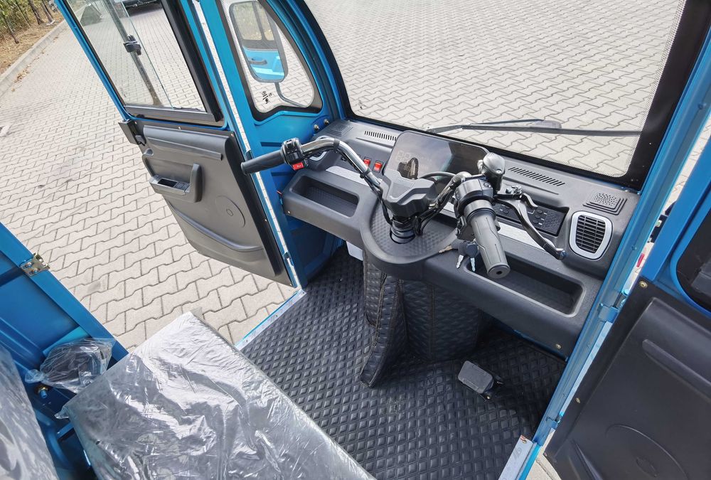 Breckner MAX  triciclu electric - tuktuk cu cabina nou Agramix
