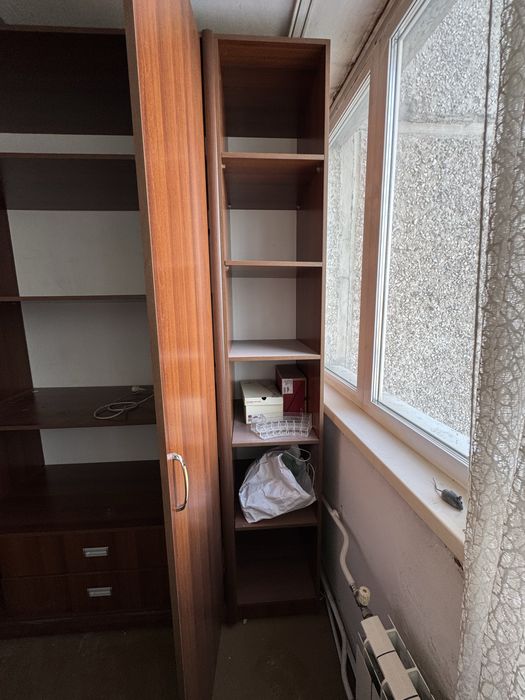 Продам Шкаф с полками