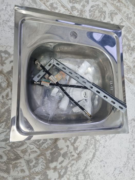 Продам раковину новую