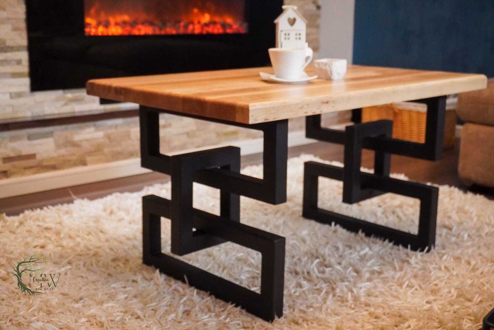 Masa cu blat din lemn masiv si picioare din metal