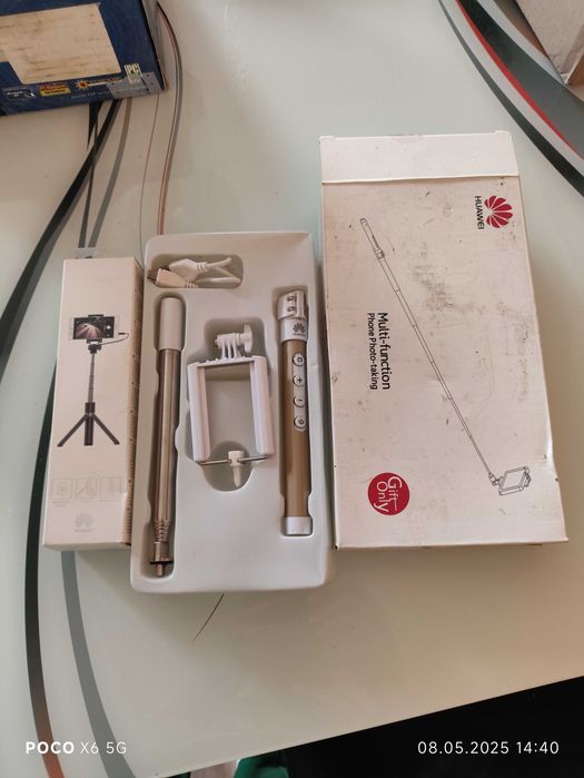 Селфи стик и трипод оригинални за Huawei