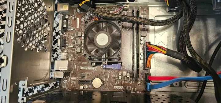 unitate pc amd 4 ddr4