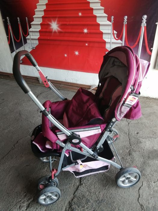 Детская коляска б/у в отличном состоянии