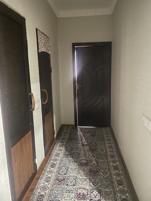 Продаётся трёхквартирный дом.