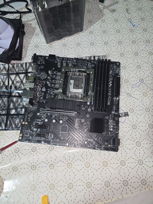 Материнская плата MSI PRO B760M-P DDR4