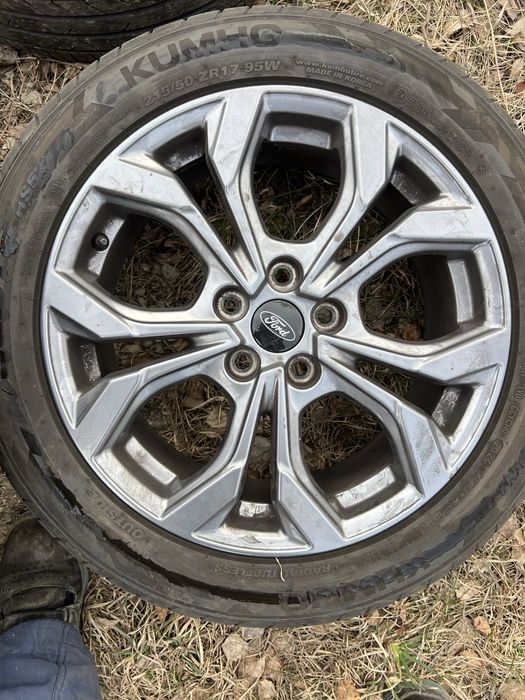 Vand jante ford focus St-line 215 50 R17 dot 2024