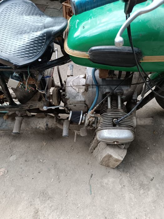 Мотоцикл Урал на ходу