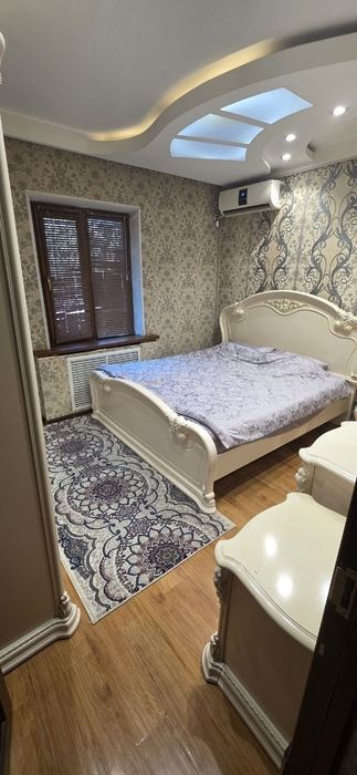 Юнусабад 12 квартал. Продается квартира 3/1/9