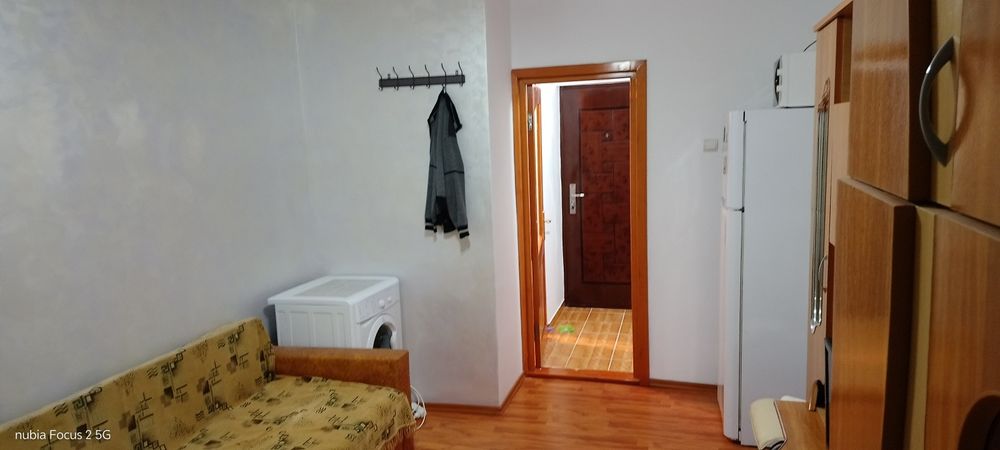 Închiriez garsonieră