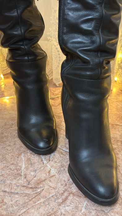 Продам кожаные сапоги