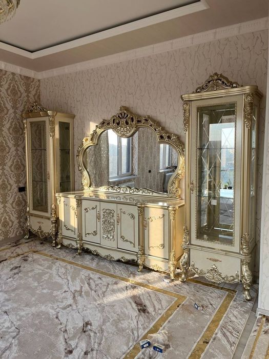 Шохона мехмонхонангиз учун, Шохона пенал камотларимиз.