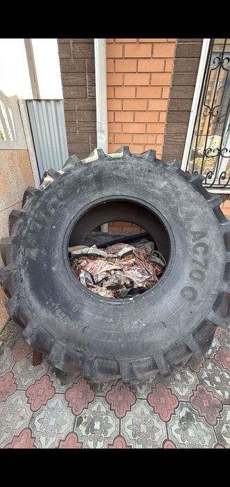 Шина, на Комбайн класс