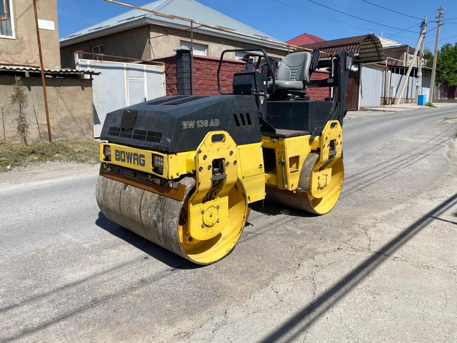 Продам Каток Bomag bw138