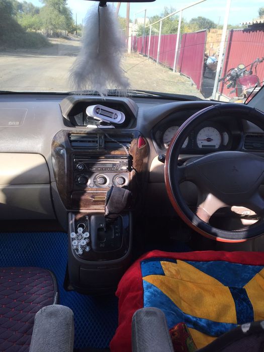 Митсубиси   шариот