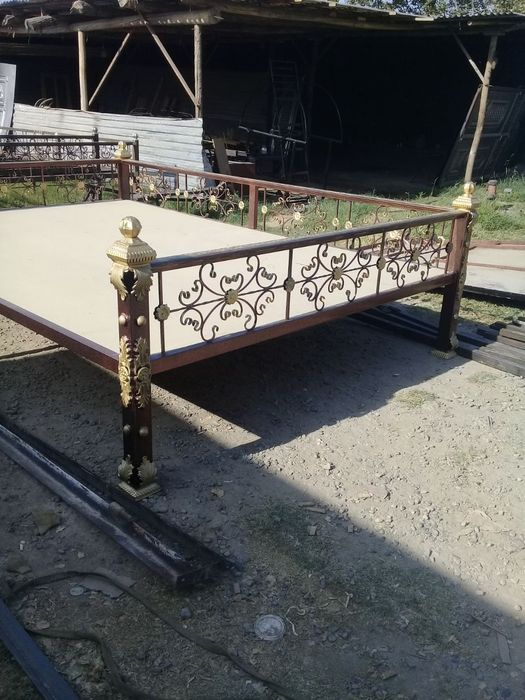Kravat tapchan zakas olamiz