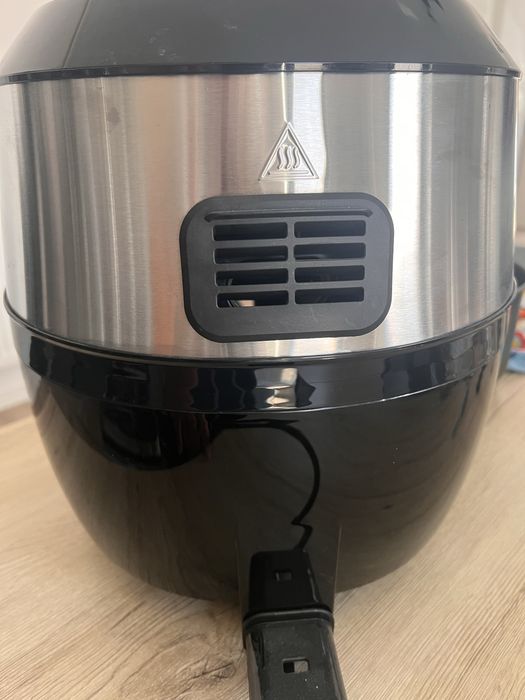 Friteuza cu aer cald Tefal
