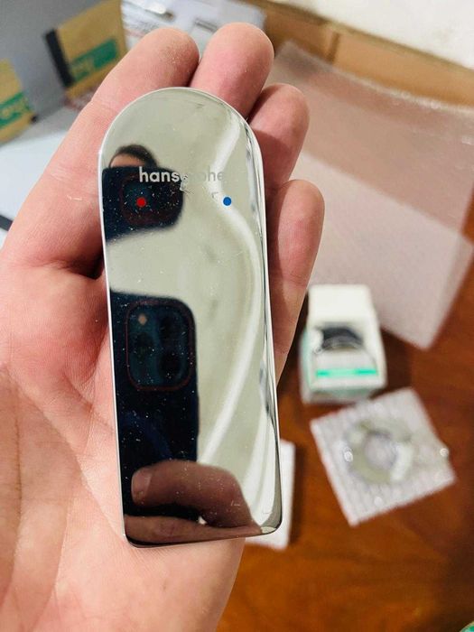Robinet mixt pentru chiuvetă Hansgrohe Vivenis, cu montare la nivel, cu sistem de scurgere, crom
