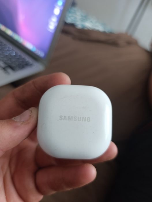Продам наушники Samsung Galaxy buds2