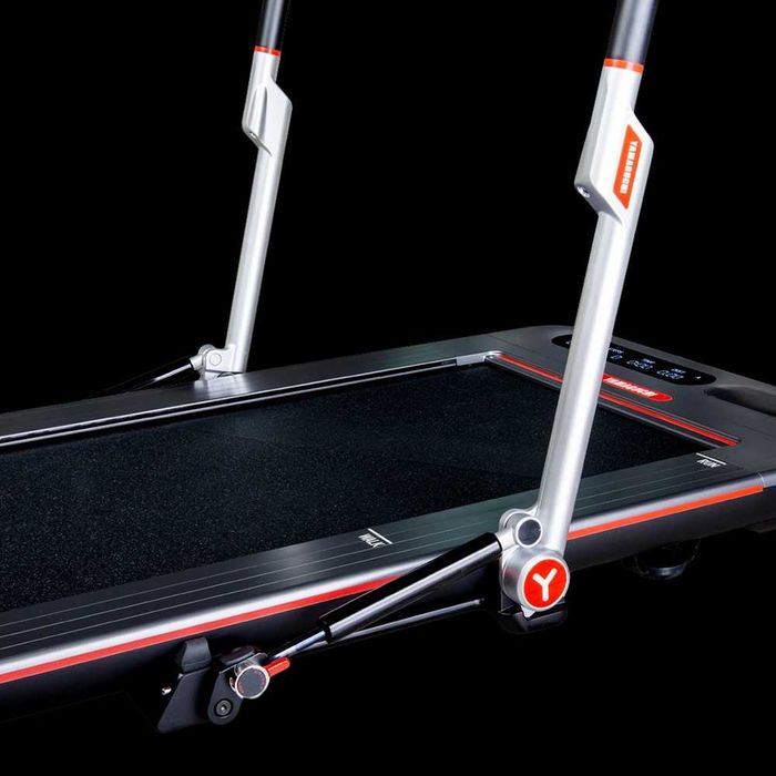 Беговая дорожка
Yamaguchi Runway PRO-X
Компактная модель с поручнем