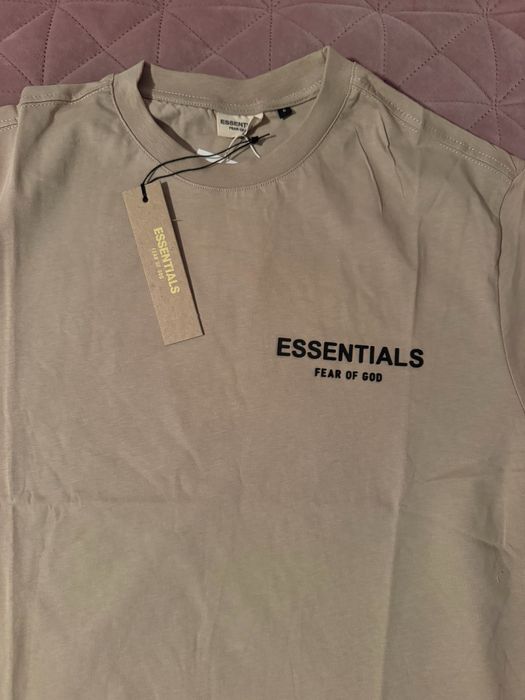 Tricou essentials