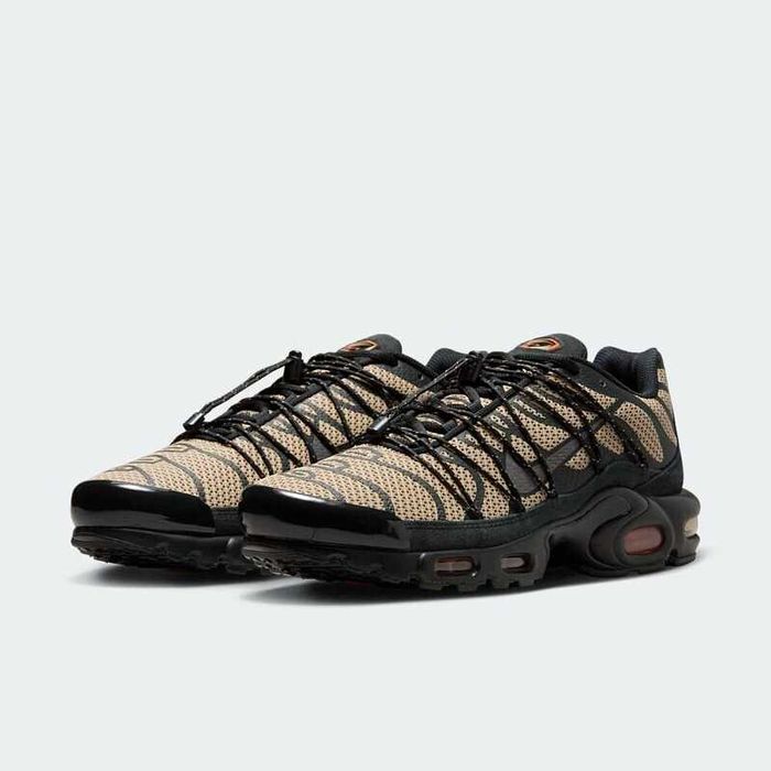 Nike Air Max Plus Utility номер 38,38.5 дамски черни Оригинал Код 6504