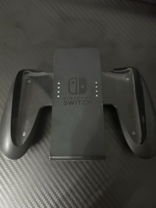Nintendo switch intact