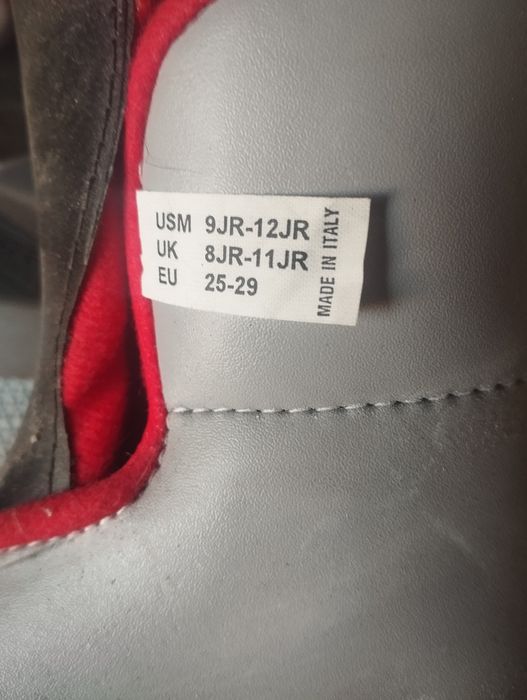 Продам коньки Италия