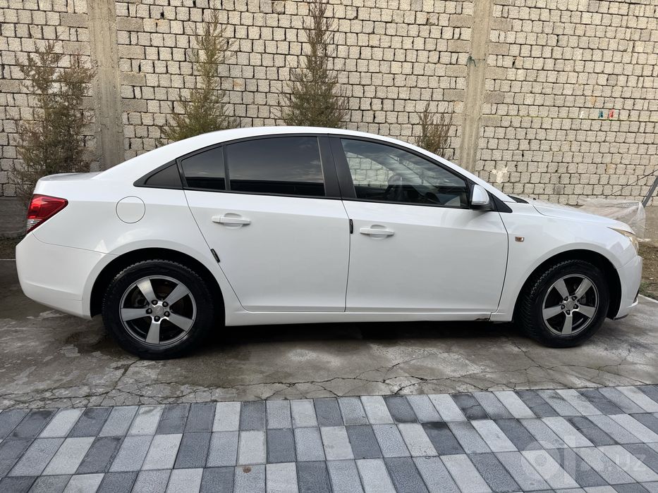 Cruze,Cruise, Cruize,Lasetti cruise