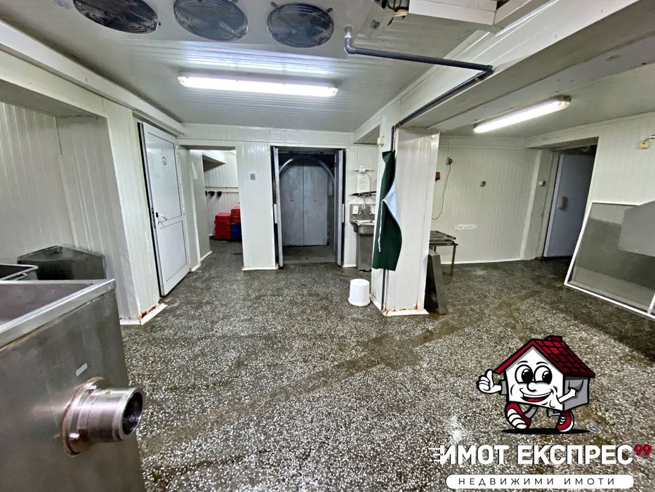 Продава се Промишлена сграда в Асеновград - 302 кв.м за 1656 €/кв.м - Снимка #18