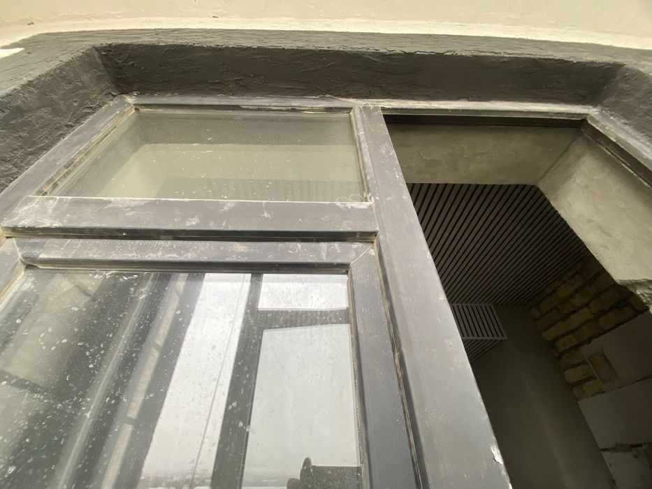 AkfaPlastik deraza  tezda sotiladi 145 ga 170