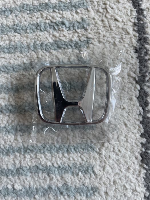 Емблема за волан на Хонда црв 2 /crv 2