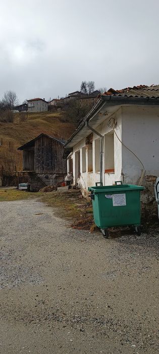 Продавам къща в с.Вълчан,до гр.Смолян