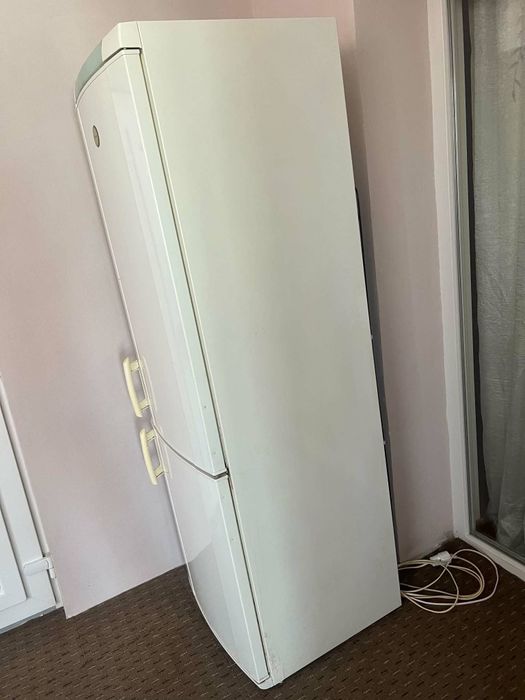 Frigider Electrolux