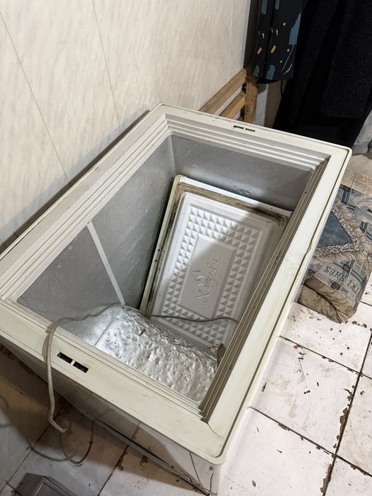 Продам морозильную камеру