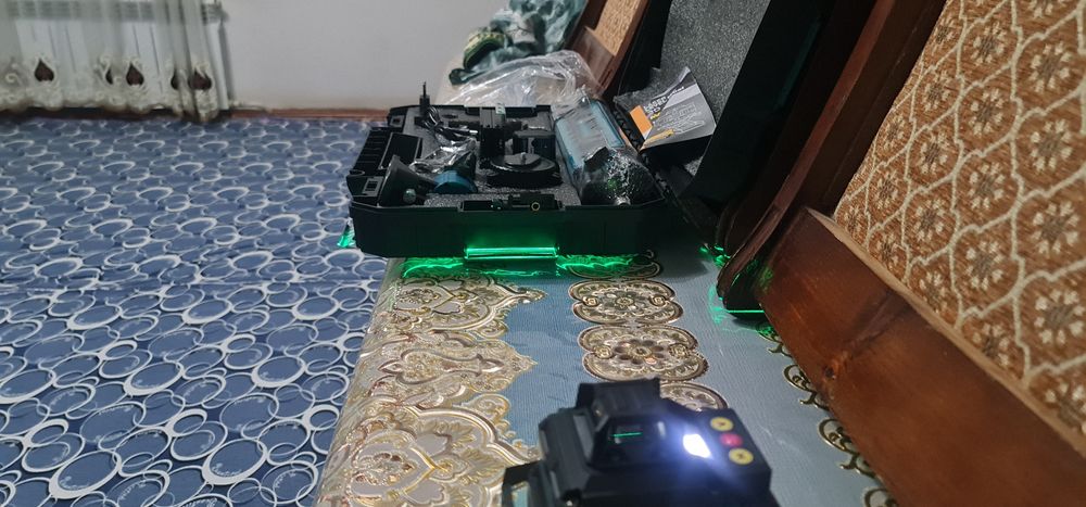 Янги лазер уровень сотилади