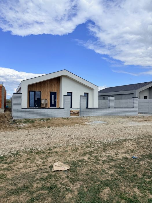 Vand casa Santandrei