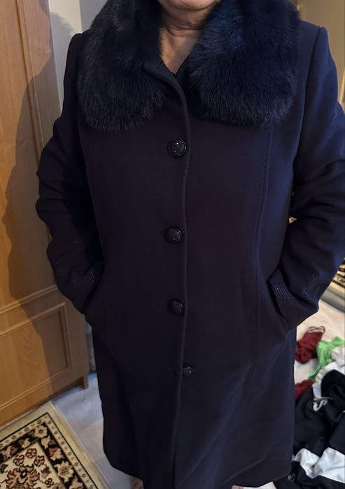 Продам Женсое пальто