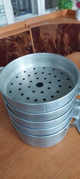 Продаётся  мантоварка. Алюминиевая, Советского  производства