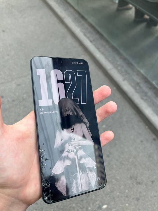 Продаю Xiaomi 12t pro