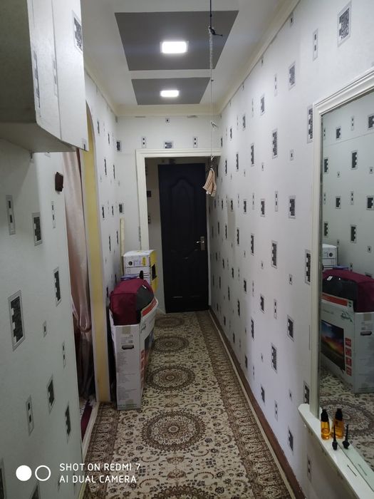 Продам спутник2 3ком 2этаж 2этажки дерево по линии метро не дорого