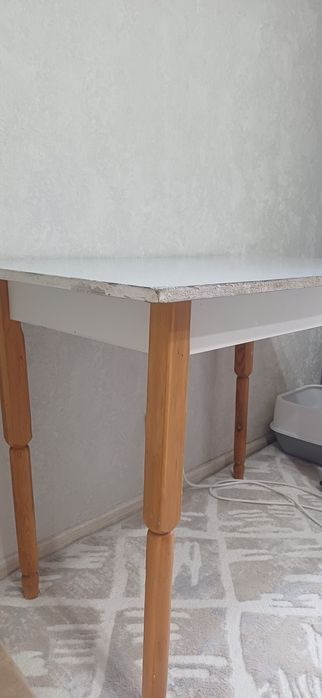 Продам срочно столик
