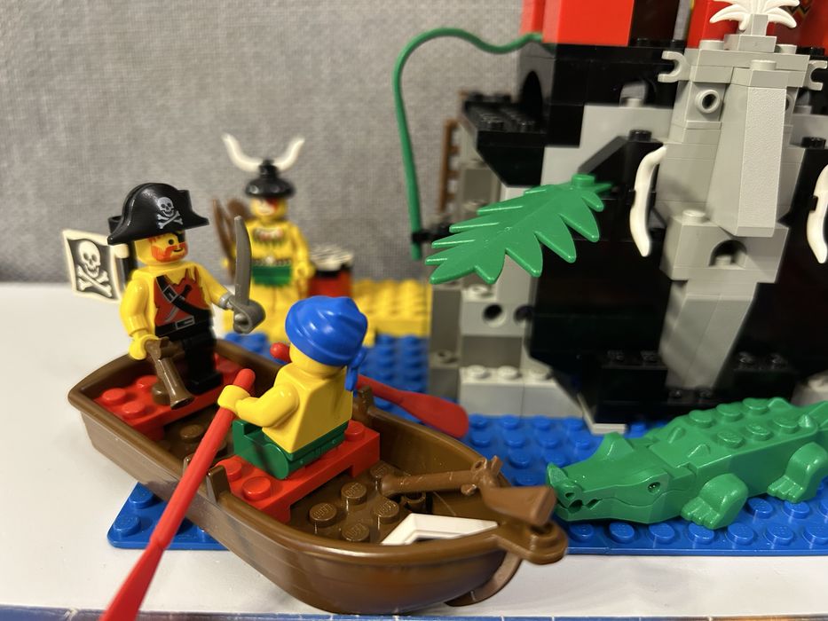 Lego Pirates 6264 Forbidden Cove