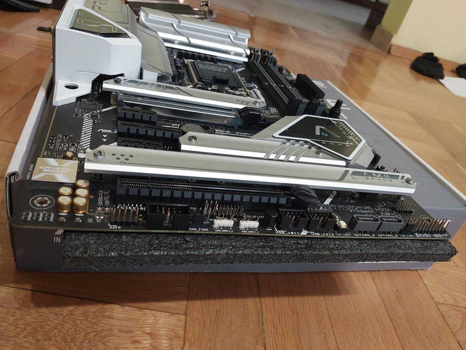 Intel Core i9 13900K + Asus Prime Z790-A Wi-Fi DDR5