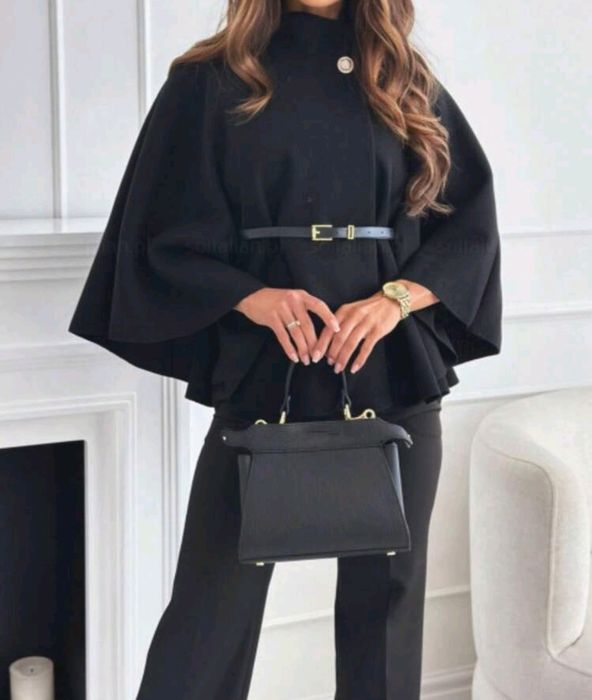 Връхна дреха - яке, тип пелерина