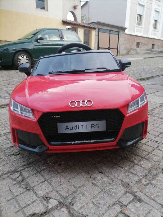 Акумулаторна кола с родителски контрол 6V AUDI TT ЧЕРВЕН