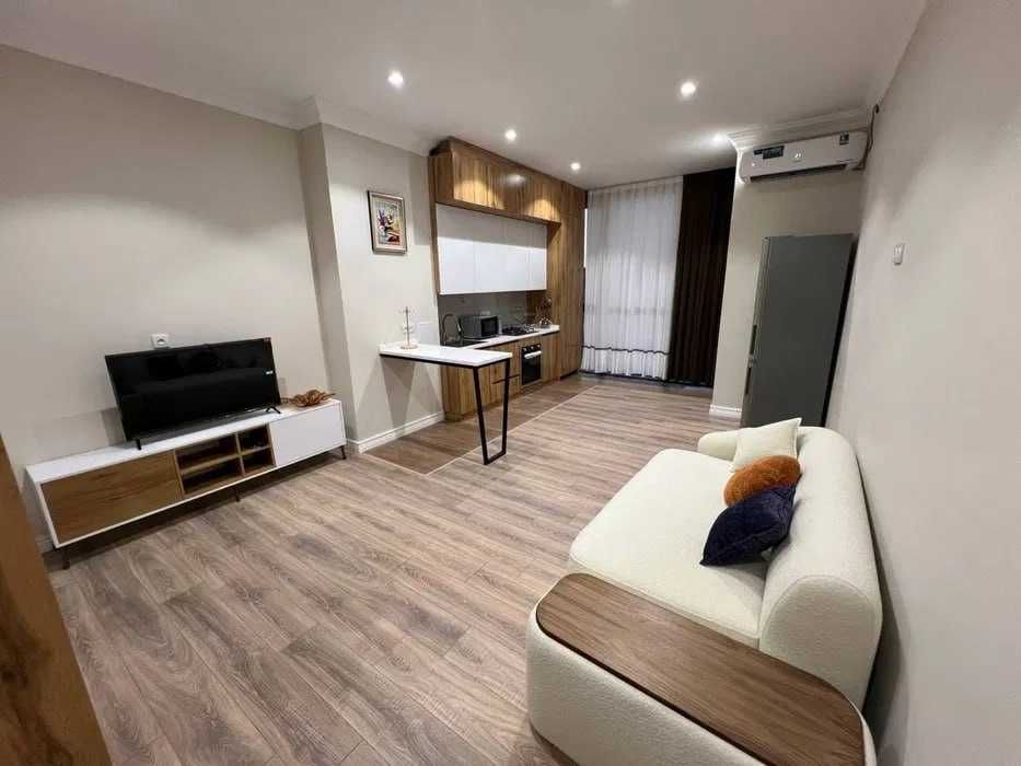 Сдается квартира на IT-PARK Ул. Махумтумкули 2-х комнатная евро ремонт