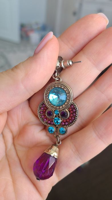 Сережки с камнем